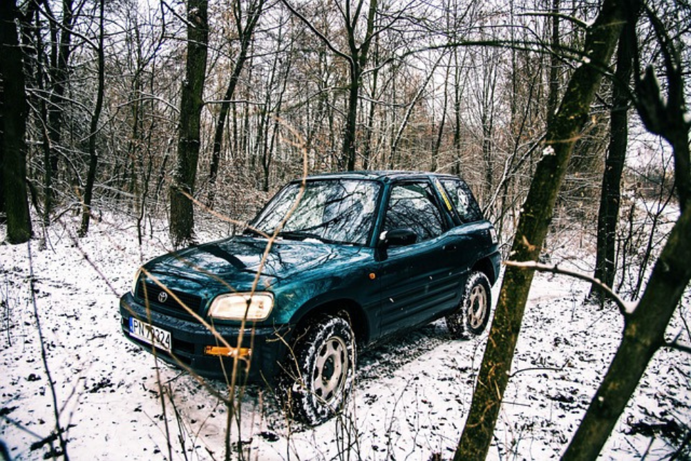 Why the Toyota RAV4 is the SUV Everyone’s Talking About (And How to Get Yours for Less)
