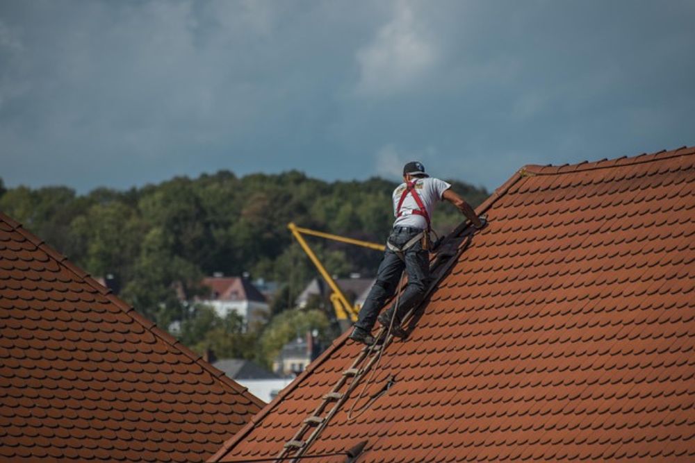 Comprehensive Guide to Roof Waterproofing