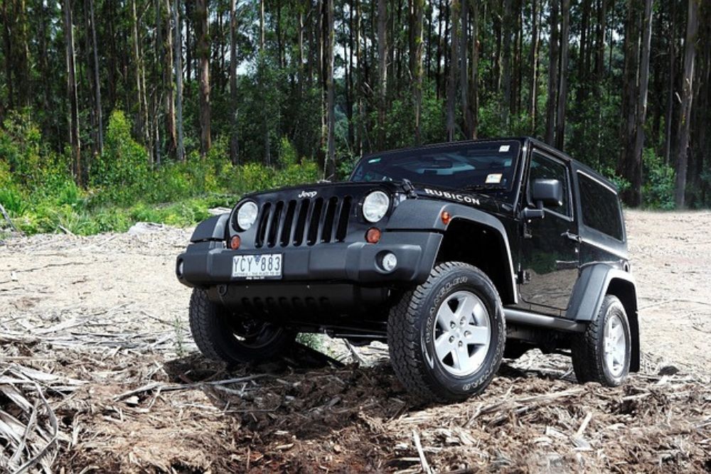 Jeep Gladiator: The Rugged Pickup That Does It All (Without Breaking the Bank)